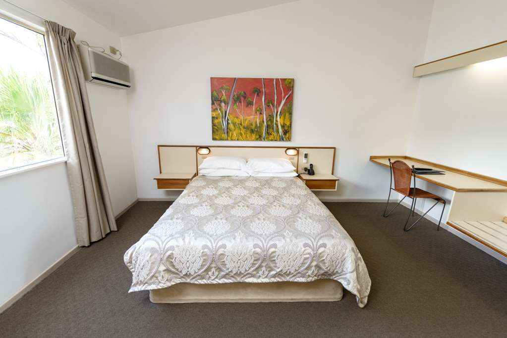Wild Scotsman Motor Inn Gin Gin Qld Cameră foto